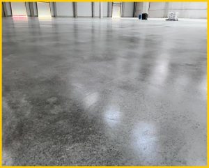 Sens, Franta - beton elicopterizat 5